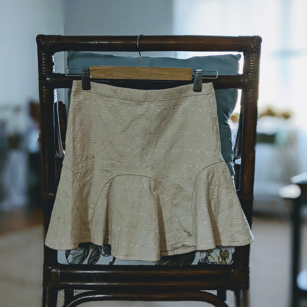 Off-White Fit and Flare Textured Skirt